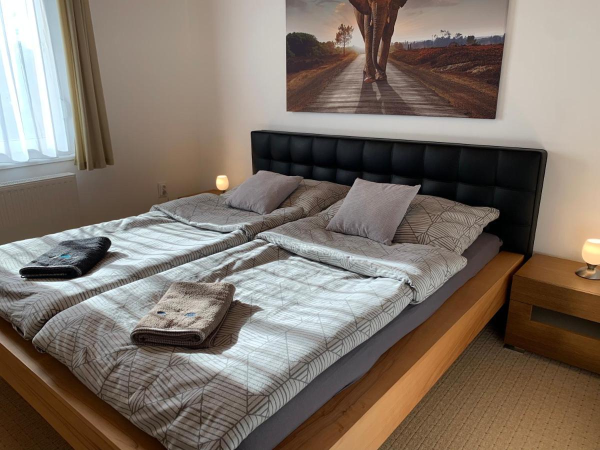 Apartman Tinasol Mosonmagyarovar Ngoại thất bức ảnh