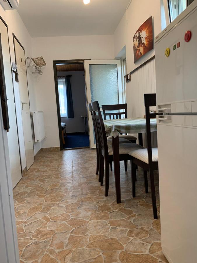 Apartman Tinasol Mosonmagyarovar Ngoại thất bức ảnh